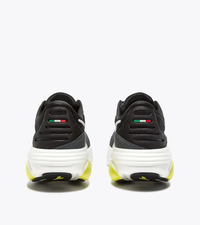 Atomo Star Chaussure de course Made in Italy – Légèreté et amorti Atomo Star Chaussure de course Made in Italy – Légèreté et amorti