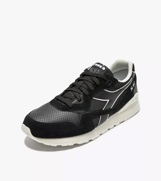 Baskets de sport N.92 Advance
