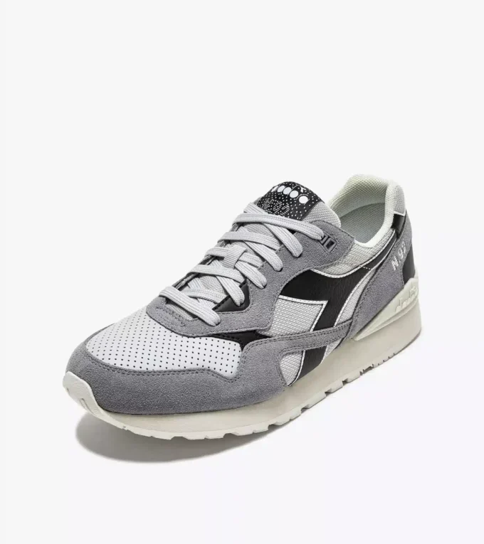 Baskets de sport N.92 Advance