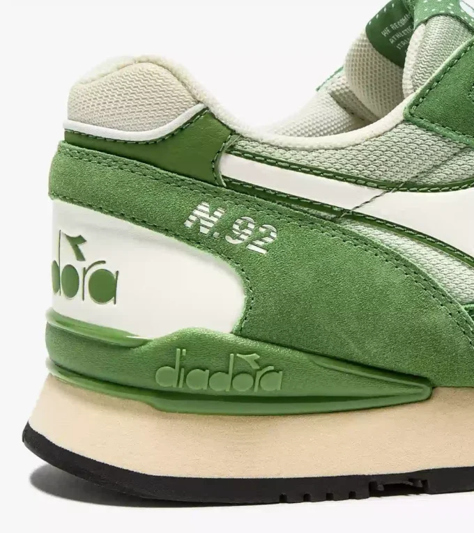 Baskets de sport N.92 Advance