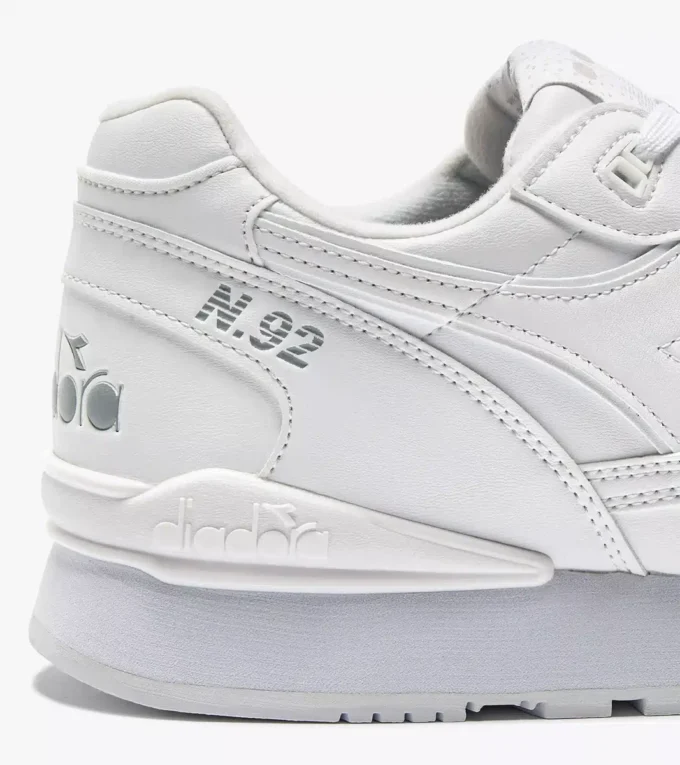 Baskets de sport N.92 L Baskets de sport N.92 L