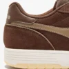 Baskets en daim Deuce M2