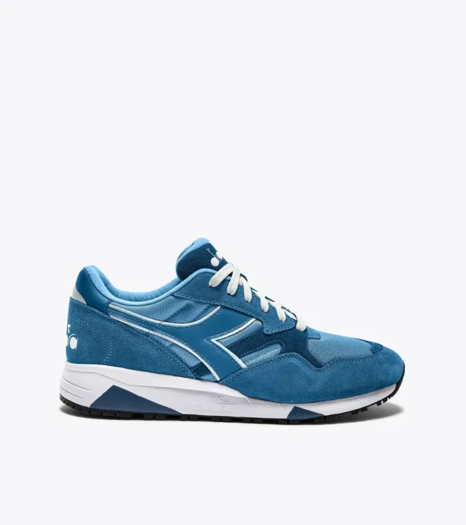 Baskets sportives N902 Baskets sportives N902