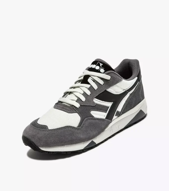 Baskets sportives N902