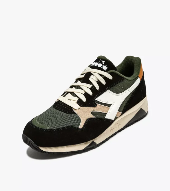 Baskets sportives N902