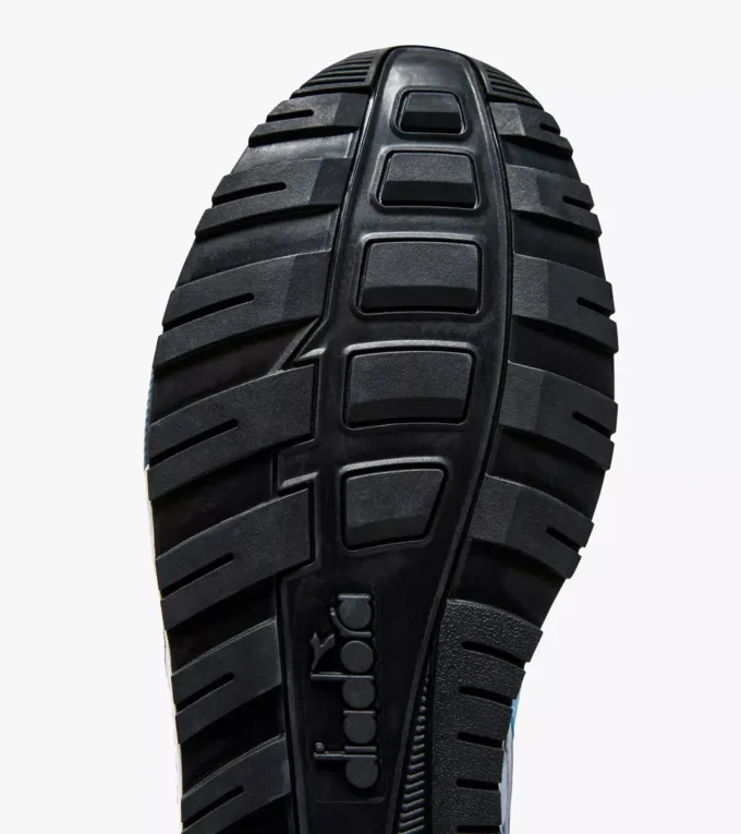 Baskets sportives N902 Baskets sportives N902