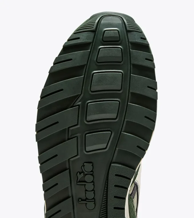 Baskets sportives N902 Baskets sportives N902