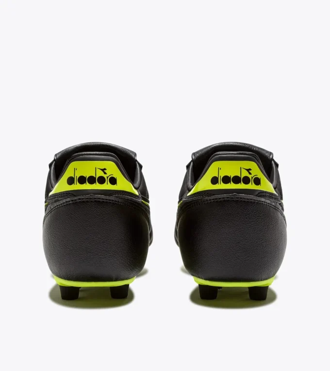 Brasil Icon Lt T Mdpu Chaussures de football en cuir pour terrains fermes