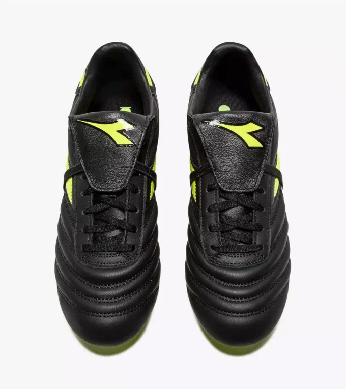 Brasil Icon Lt T Mdpu Chaussures de football en cuir pour terrains fermes