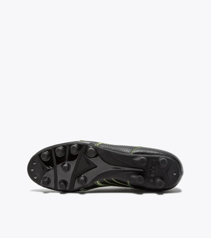 Brasil Next40 Ita Mdpu Chaussures de football à faible impact environnemental pour terrain ferme Brasil Next40 Ita Mdpu Chaussures de football à faible impact environnemental pour terrain ferme