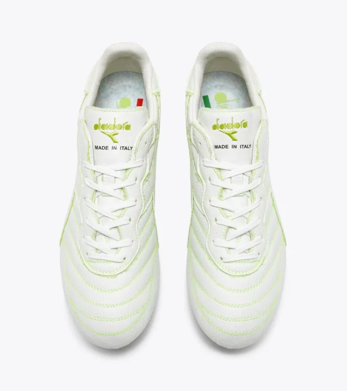 Brasil Next40 Ita Mdpu Chaussures de football à faible impact environnemental pour terrain ferme Brasil Next40 Ita Mdpu Chaussures de football à faible impact environnemental pour terrain ferme