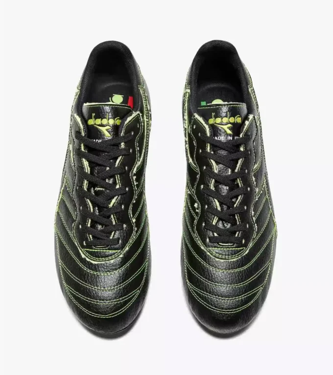 Brasil Next40 Ita Mdpu Chaussures de football à faible impact environnemental pour terrain ferme Brasil Next40 Ita Mdpu Chaussures de football à faible impact environnemental pour terrain ferme