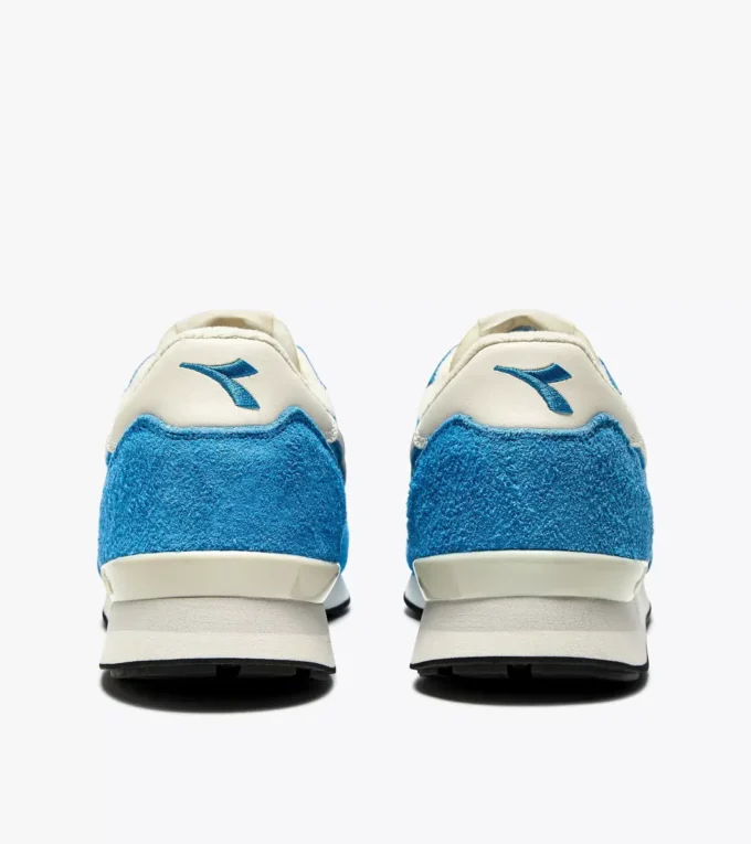 Camaro Baskets de sport en cuir suédé velu
