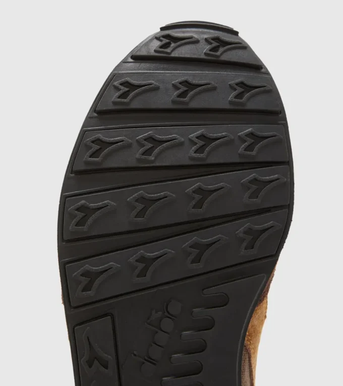 Camaro Suede Baskets sportives – Unisexe Camaro Suede Baskets sportives – Unisexe
