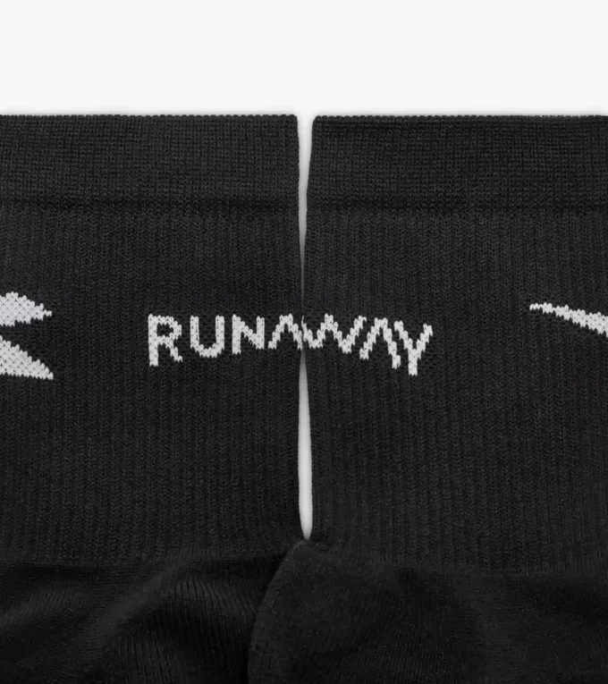 Chaussettes de course Runaway Chaussettes de course Runaway – Tous genres Chaussettes de course Runaway Chaussettes de course Runaway – Tous genres