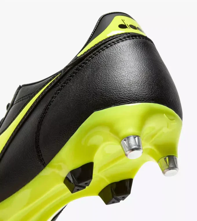 Chaussures Brasil Icon R Mph Calcio pour terrains souples et humides