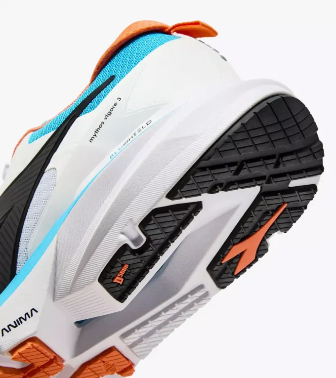 Chaussures de course Mythos Blushield Vigore 3 – Stabilité et protection Chaussures de course Mythos Blushield Vigore 3 – Stabilité et protection