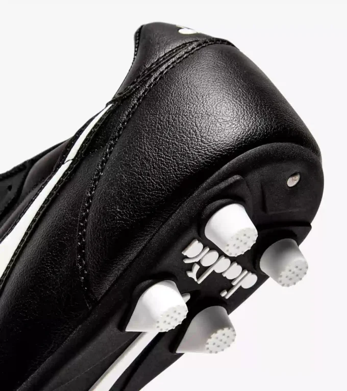 Chaussures de football Brasil Lt Mdpu en cuir pour terrain ferme Chaussures de football Brasil Lt Mdpu en cuir pour terrain ferme
