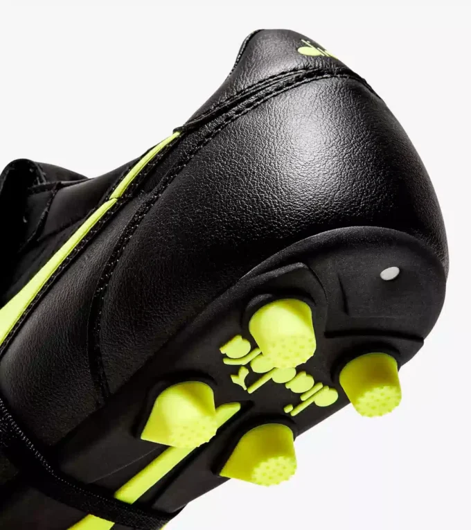 Chaussures de football Brasil Lt T Mdpu pour terrain ferme Chaussures de football Brasil Lt T Mdpu pour terrain ferme