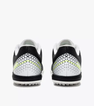 Chaussures de football Pichichi 6 Tfr pour terrains synthétiques ou terrains fermes