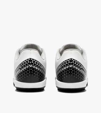 Chaussures de football Pichichi 6 Tfr pour terrains synthétiques ou terrains fermes