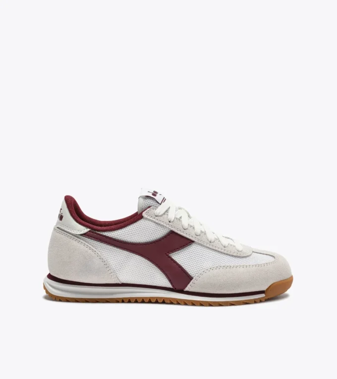 Cross Baskets basses en daim Cross Baskets basses en daim
