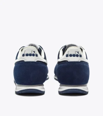 Cross Baskets basses en daim