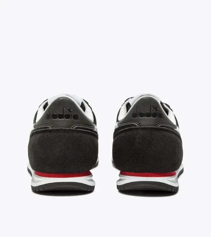 Cross Baskets basses en daim