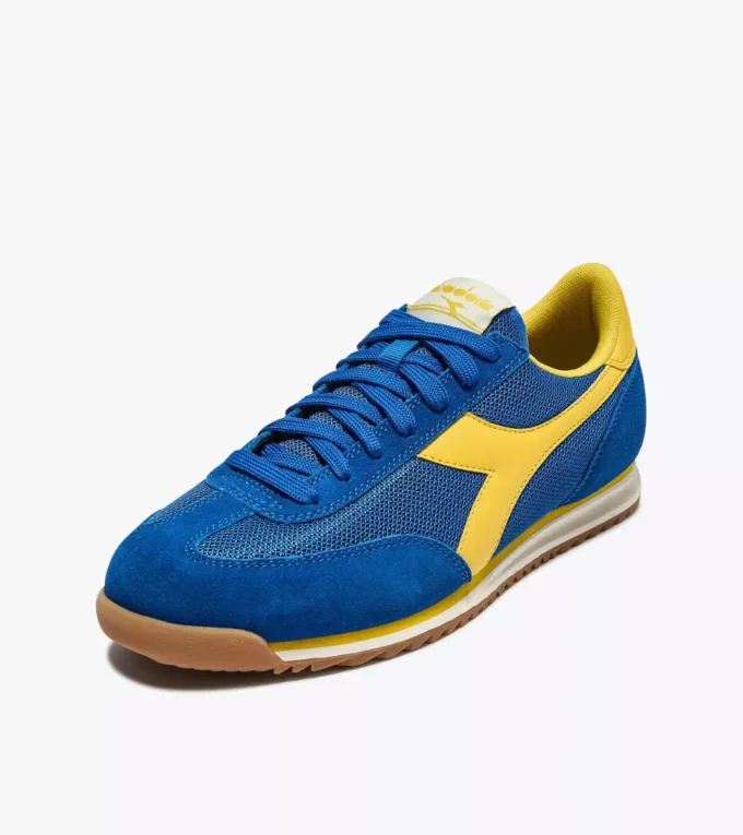 Cross Baskets basses en daim Cross Baskets basses en daim