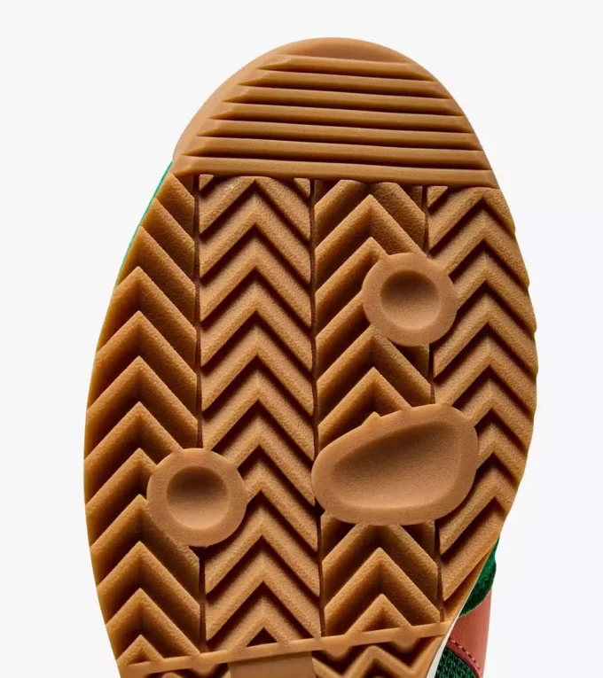 Cross Baskets basses en daim Cross Baskets basses en daim