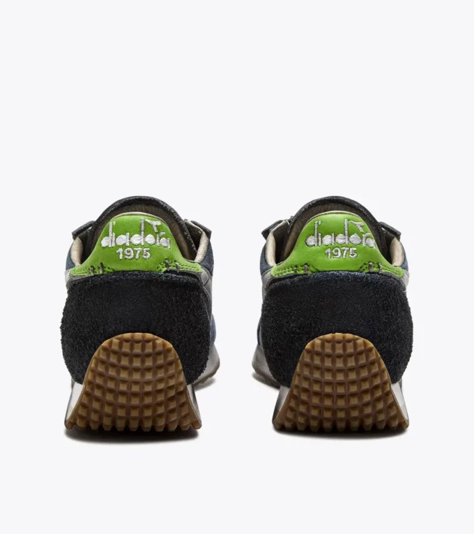 Equipe Dirty Sw Evo Baskets Heritage à profil bas Equipe Dirty Sw Evo Baskets Heritage à profil bas