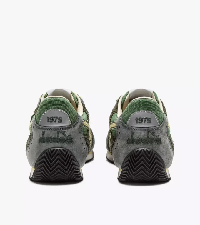 Equipe Revenge Used Baskets Heritage à profil bas Equipe Revenge Used Baskets Heritage à profil bas