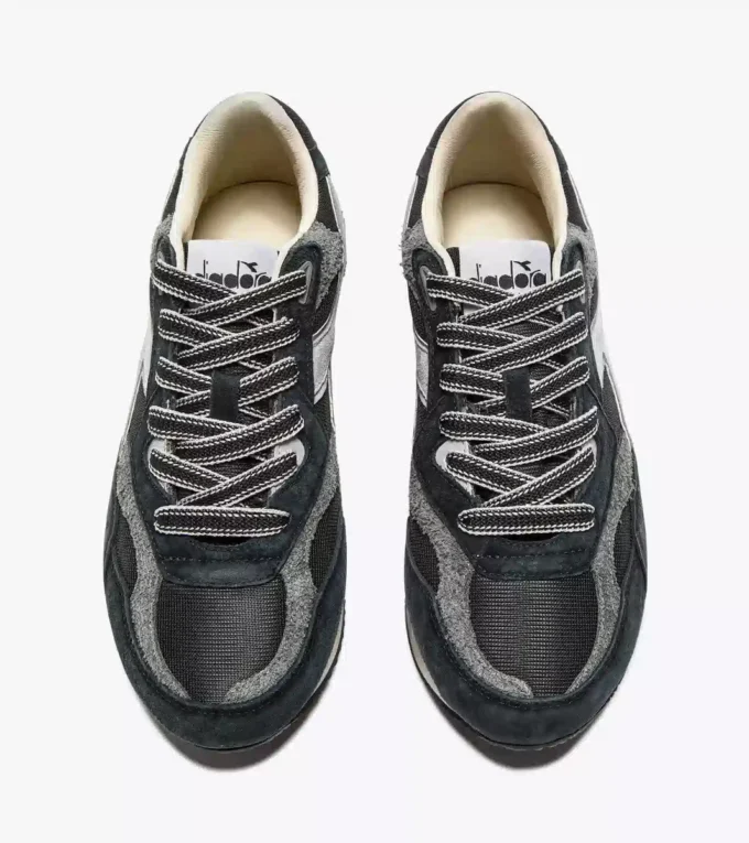 Equipe Revenge Used Baskets Heritage à profil bas Equipe Revenge Used Baskets Heritage à profil bas