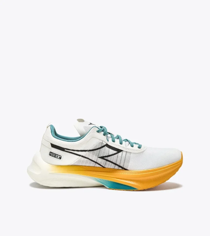 Gara Carbon Chaussure de course sur route et piste – Fibre de carbone Gara Carbon Chaussure de course sur route et piste – Fibre de carbone