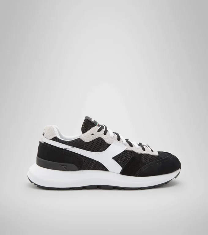 Kmaro 42 Suede Mesh Chaussures de sport – Unisexe Kmaro 42 Suede Mesh Chaussures de sport – Unisexe
