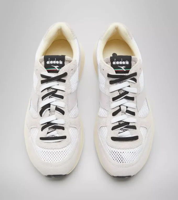 Kmaro 42 Suede Mesh Chaussures de sport – Unisexe Kmaro 42 Suede Mesh Chaussures de sport – Unisexe