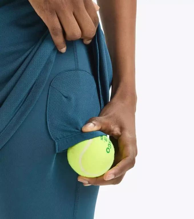L. Power Skirt Jupe de tennis avec leggings 3/4 intégrés L. Power Skirt Jupe de tennis avec leggings 3/4 intégrés