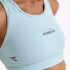 L. Soutien-gorge moyen Soutien-gorge à maintien moyen L. Soutien-gorge moyen Soutien-gorge à maintien moyen