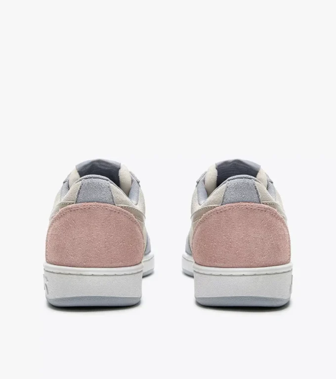 Magic Basket Low Suede Wn Baskets sportives Magic Basket Low Suede Wn Baskets sportives