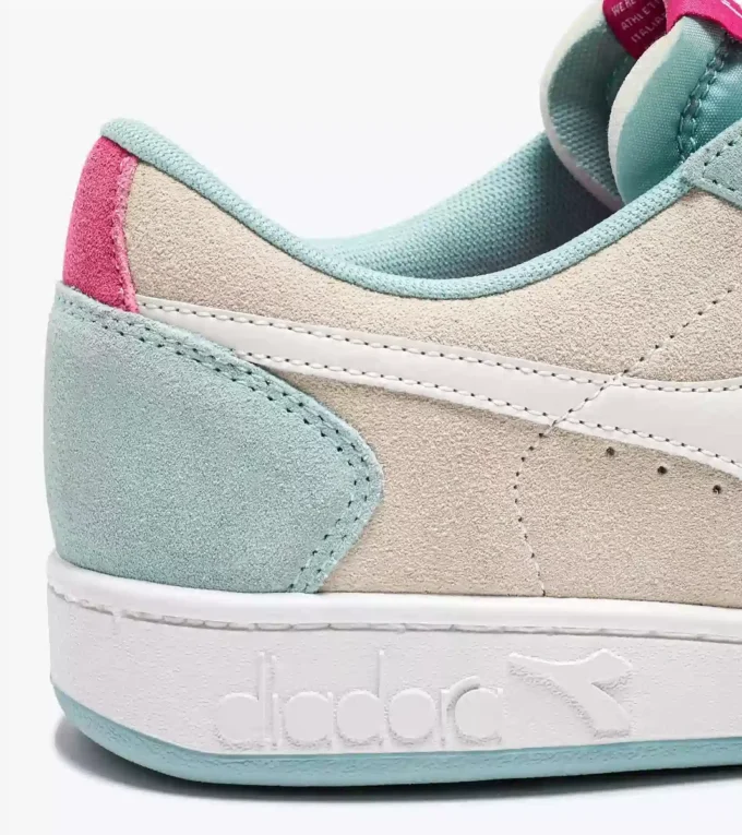 Magic Basket Low Suede Wn Baskets sportives Magic Basket Low Suede Wn Baskets sportives