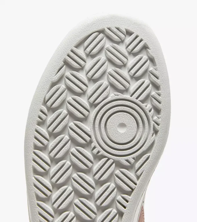 Magic Basket Mid Leather Wn Chaussures de sport Magic Basket Mid Leather Wn Chaussures de sport
