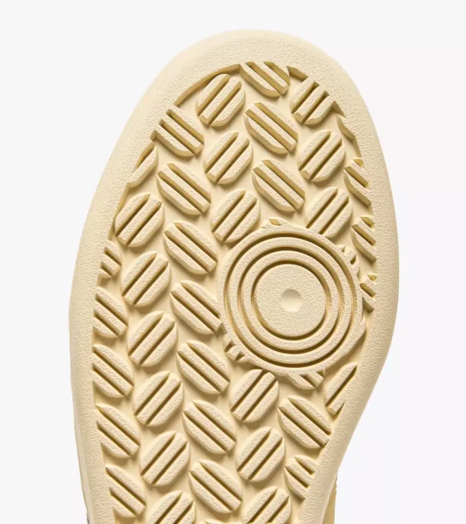 Magic Basket Mid Suede Baskets sportives – Unisexe Magic Basket Mid Suede Baskets sportives – Unisexe