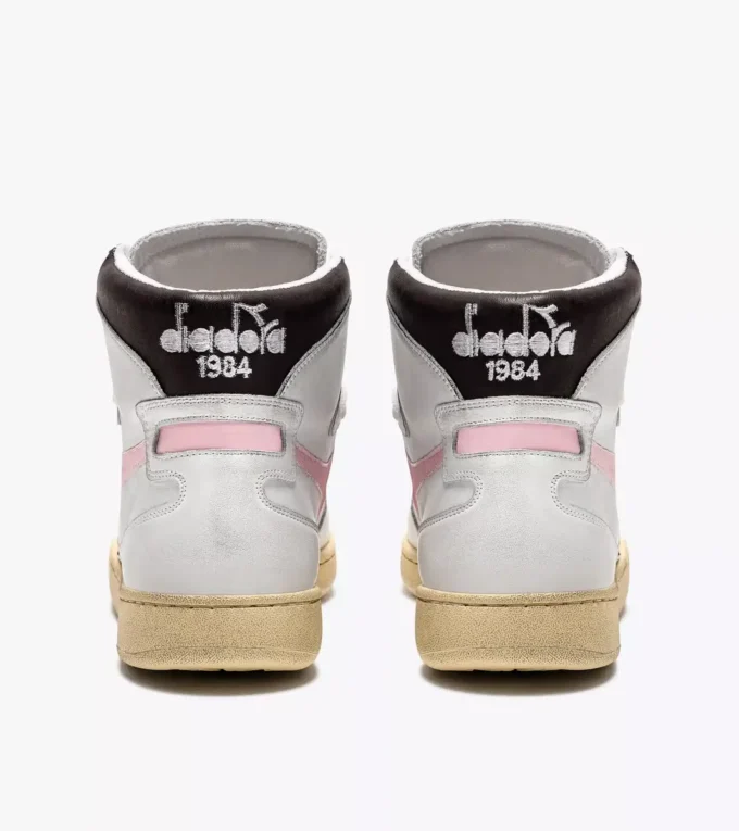 Mi Basket Chaussure Heritage d’occasion – Unisexe Mi Basket Chaussure Heritage d’occasion – Unisexe