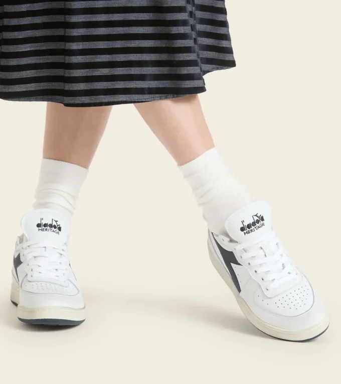 Mi Basket Row Cut Heritage shoe – Unisexe Mi Basket Row Cut Heritage shoe – Unisexe