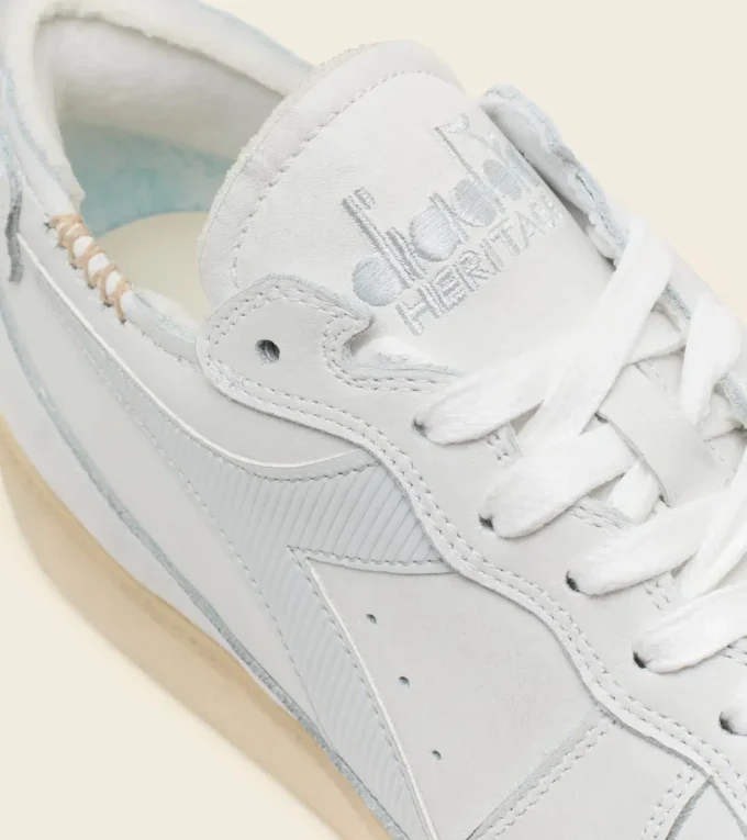 Mi Basket Row Cut Heritage shoe – Unisexe Mi Basket Row Cut Heritage shoe – Unisexe