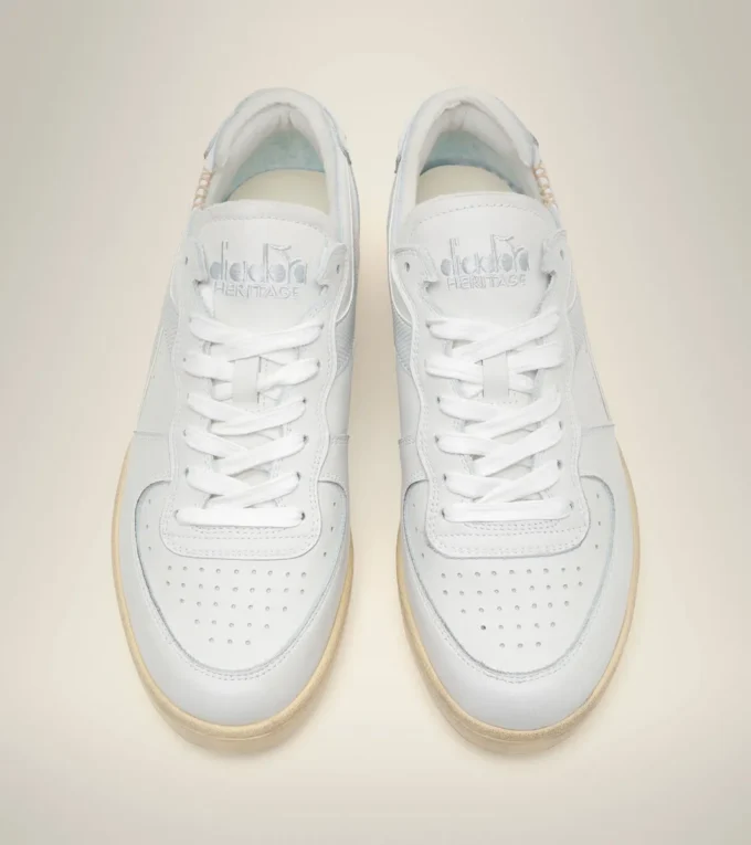 Mi Basket Row Cut Heritage shoe – Unisexe Mi Basket Row Cut Heritage shoe – Unisexe