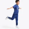 Pantalon de jogging Jb. Pantalon de survêtement avec logo – Coupe confortable – Garçon Pantalon de jogging Jb. Pantalon de survêtement avec logo – Coupe confortable – Garçon
