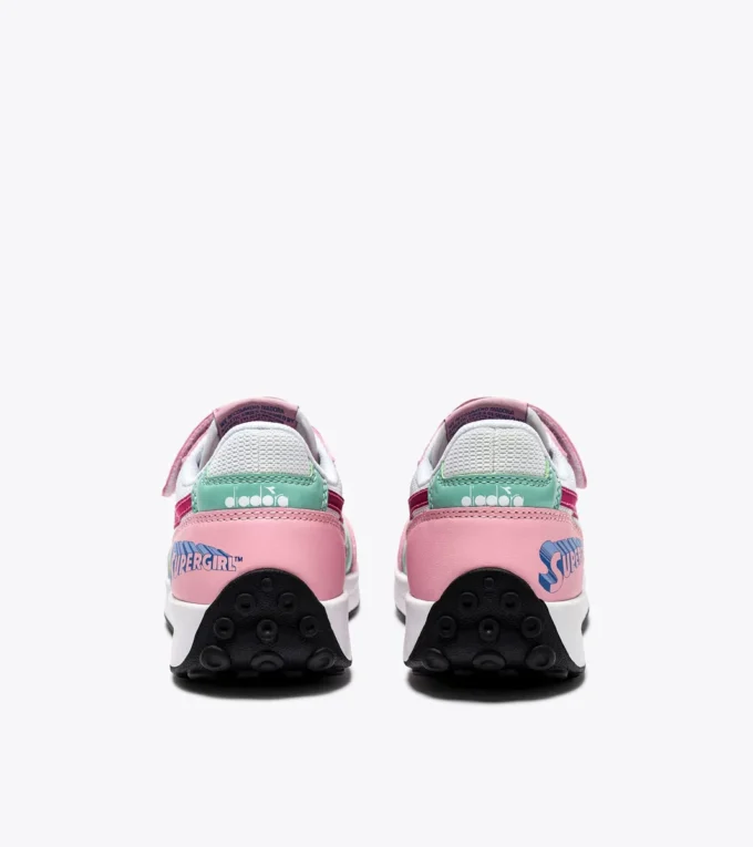 Race Ps Supergirl Baskets de sport – Filles – 4 à 8 ans Race Ps Supergirl Baskets de sport – Filles – 4 à 8 ans
