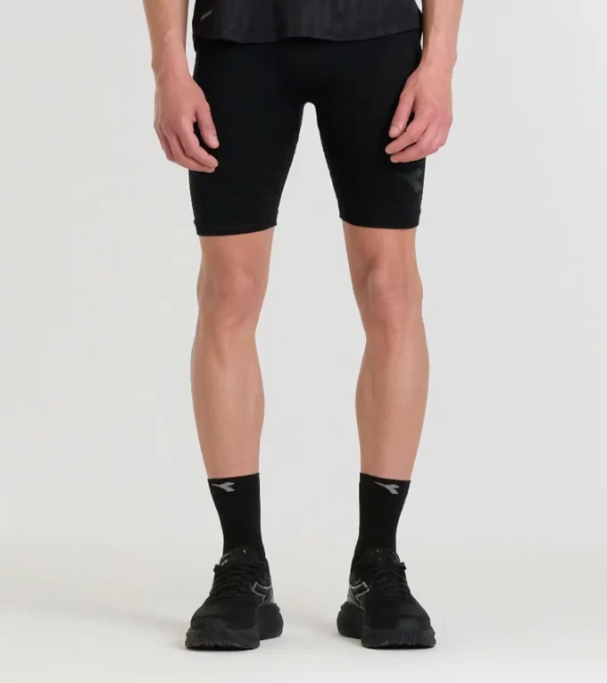 Stratouno Short technique mi-long pour le contrôle de la température – Course à pied Stratouno Short technique mi-long pour le contrôle de la température – Course à pied