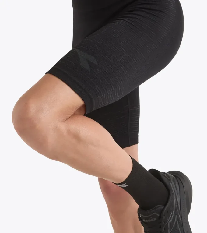 Stratouno Short technique mi-long pour le contrôle de la température – Course à pied Stratouno Short technique mi-long pour le contrôle de la température – Course à pied